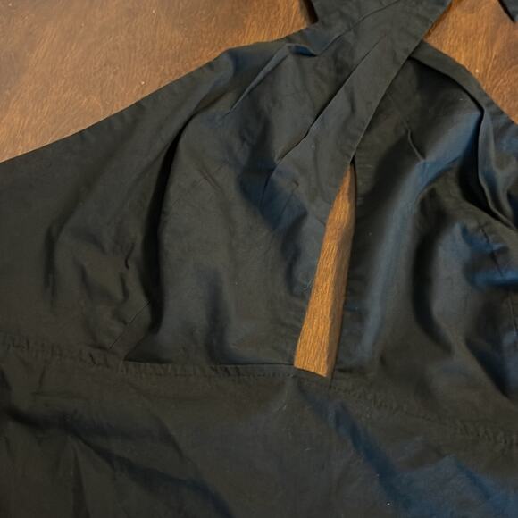 EXPRESS Black Halter Smocked Back Crop Top Medium - Picture 4 of 5